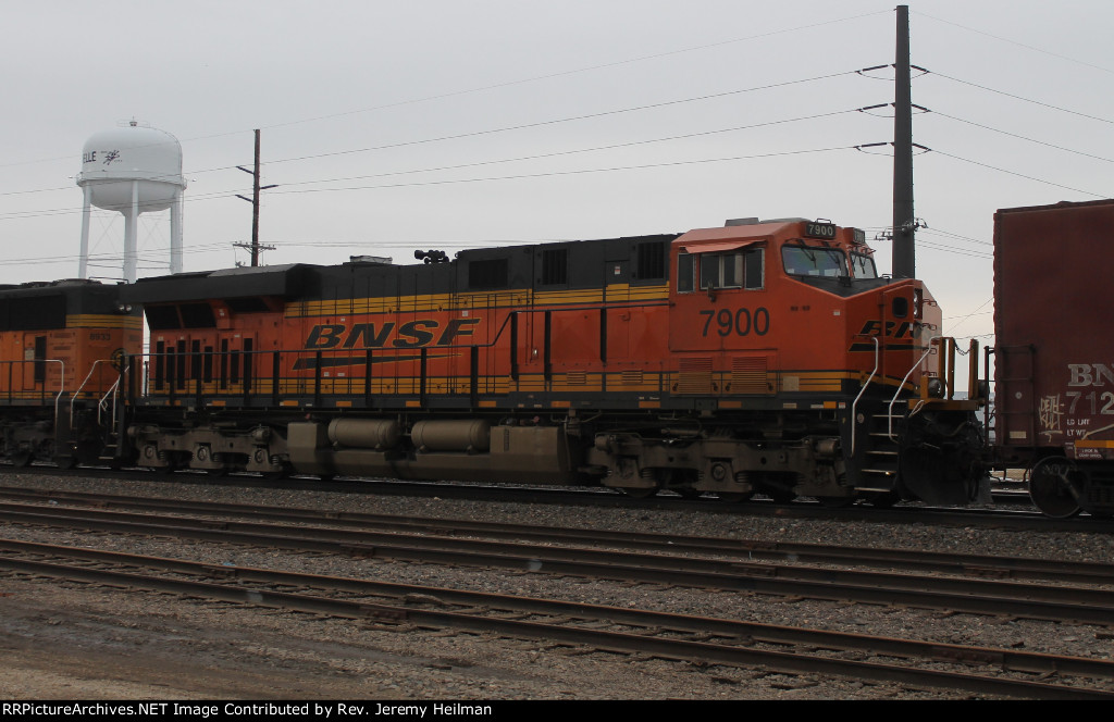 BNSF 7900 (2)